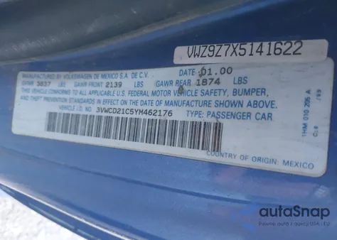 2000 Volkswagen New Beetle Gls 1.8L Turbo z USA, uszkodzony, nr VIN 3VWCD21C5YM462176